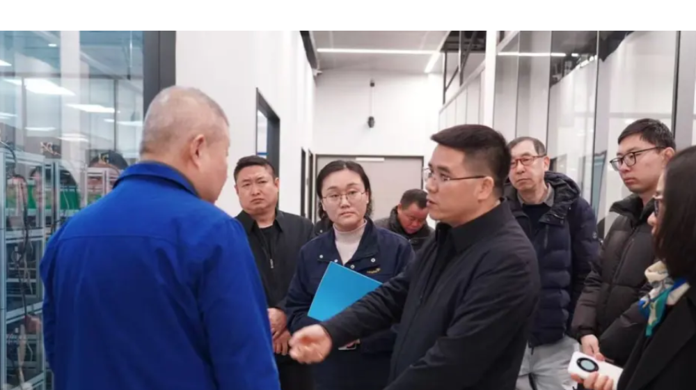 杭州市科技局局长楼秀华一行调研浙大鸣泉